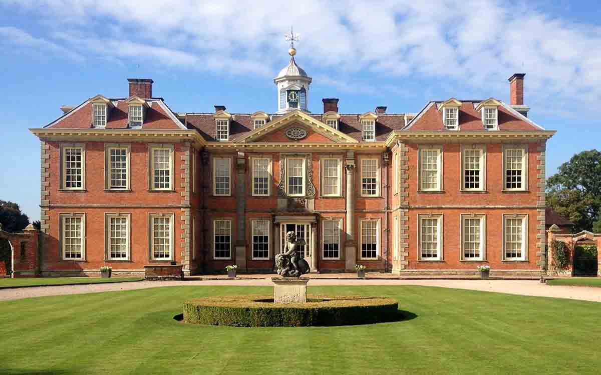 Hanbury Hall And The Ghost Of Emma Vernon | Spooky Isles