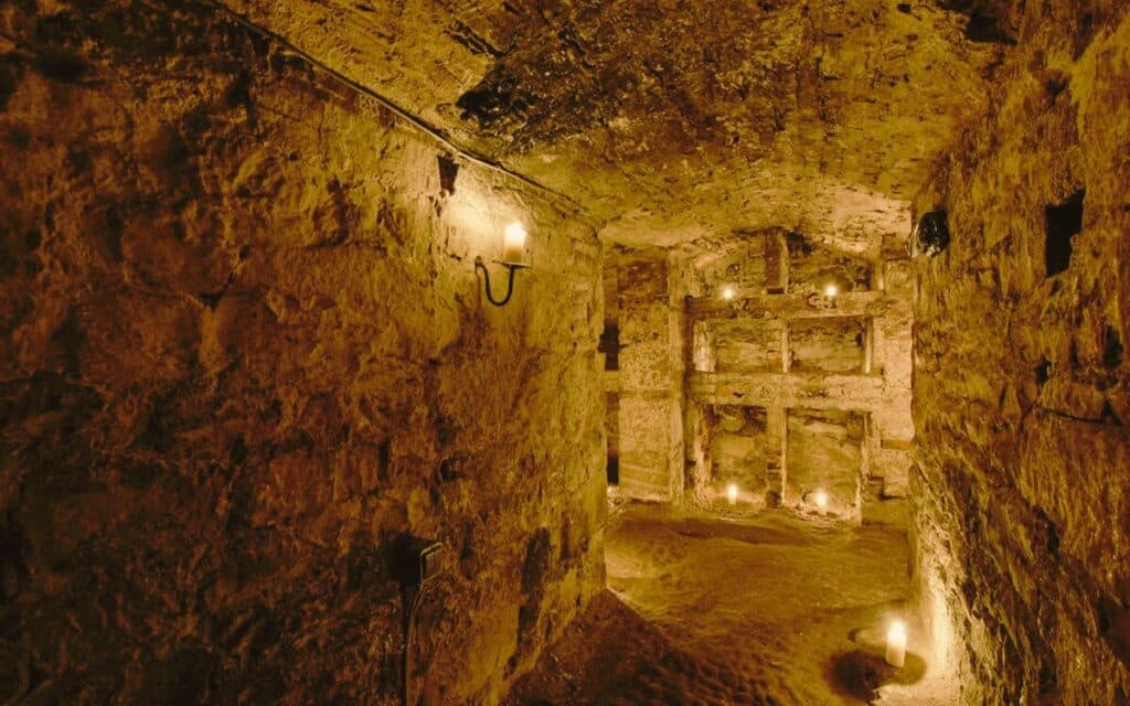 Edinburgh’s Haunted Vaults Exposed 1