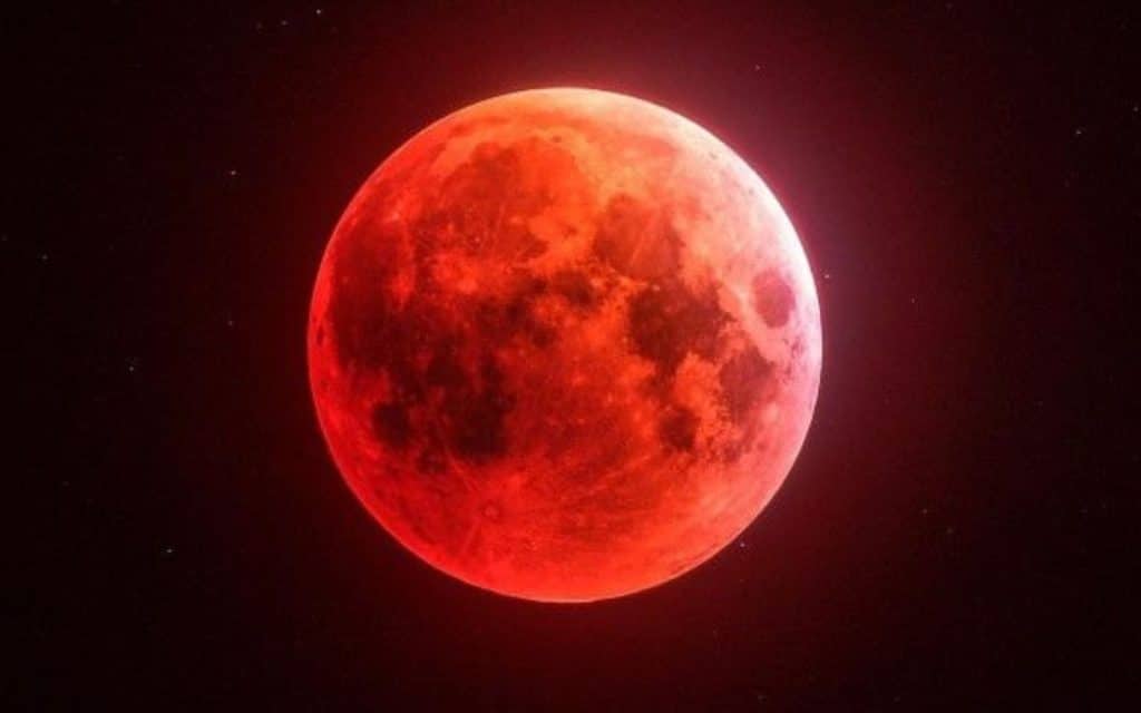 The Blood Worm Moon